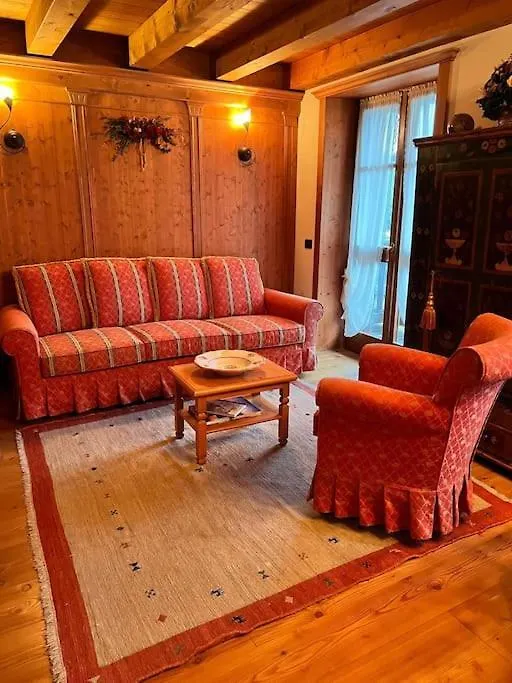 Apartment Mansarda Su Due Livelli Nel Cuore Delle Dolomiti San Vito di Cadore Italy