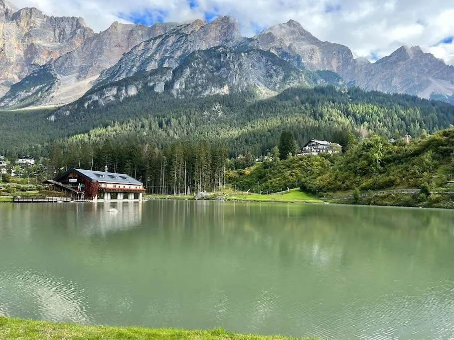 Mansarda Su Due Livelli Nel Cuore Delle Dolomiti San Vito di Cadore Italy
